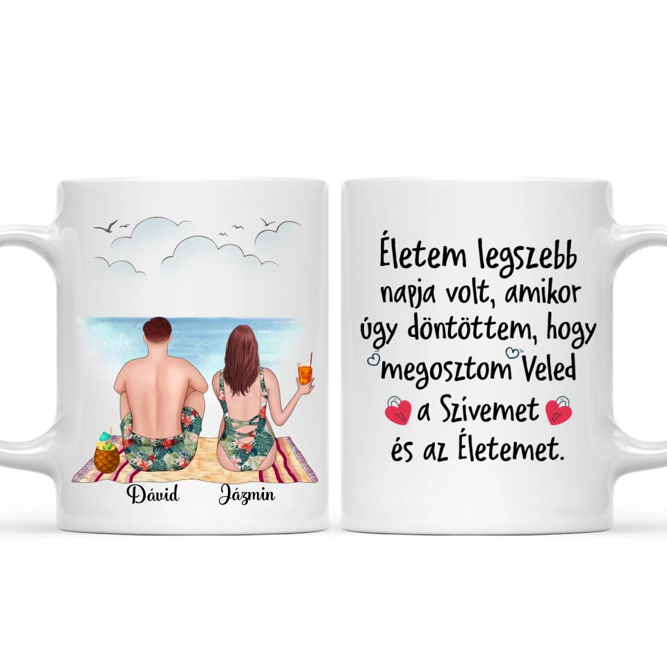 Egyedi bögre pároknak - szerelmesek a strandon