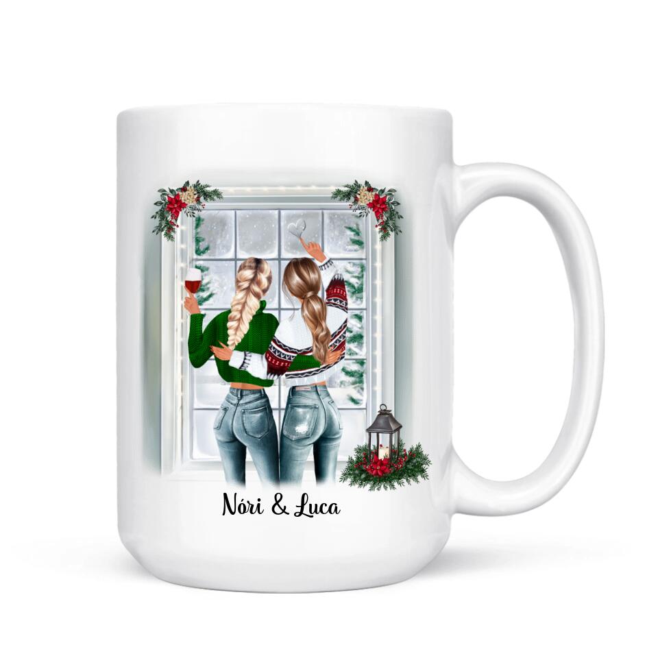 Egyedi karácsonyi bögre barátnőknek - lányok pulcsiban