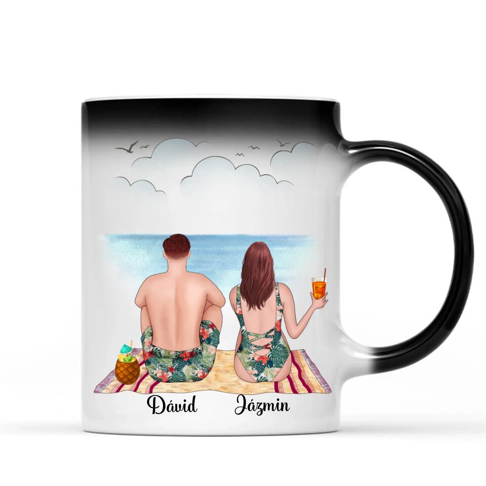 Egyedi bögre pároknak - szerelmesek a strandon