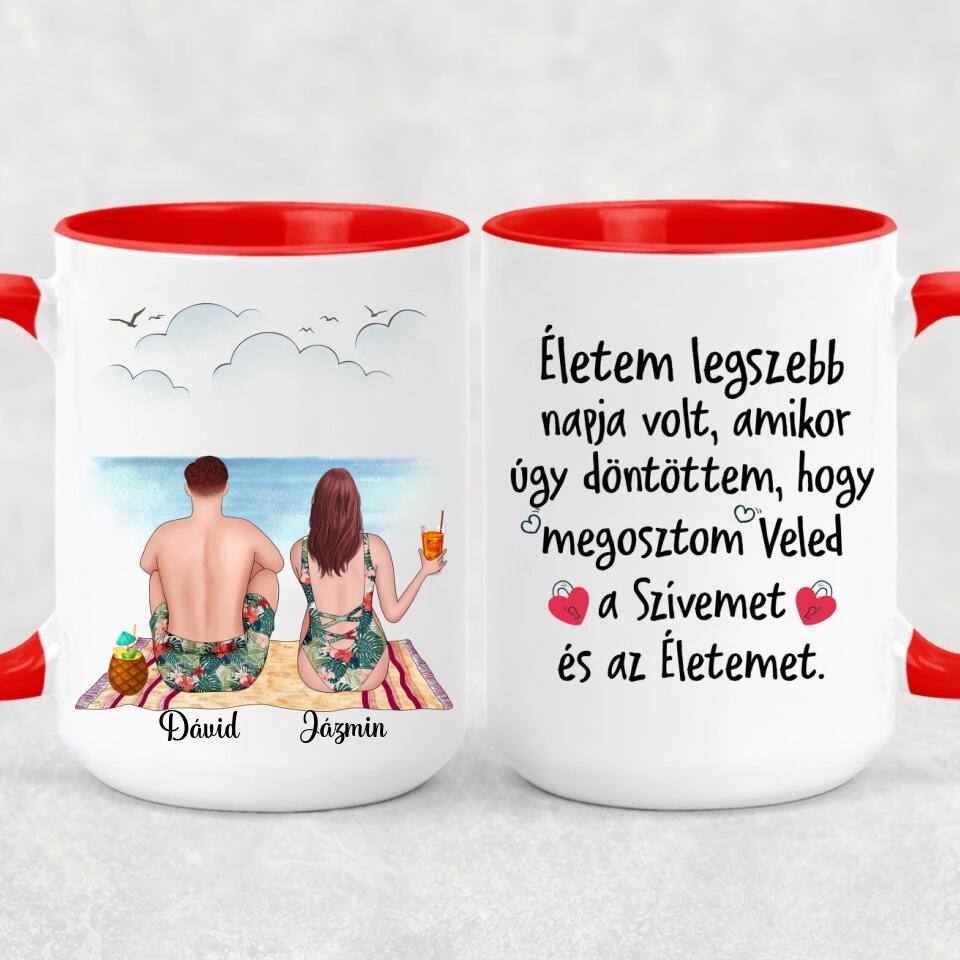 Egyedi bögre pároknak - szerelmesek a strandon