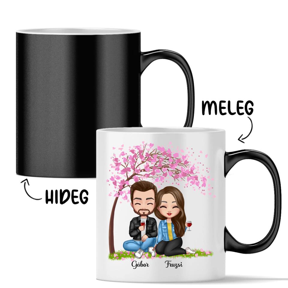 Egyedi szerelmes bögre Chibi karakterekkel