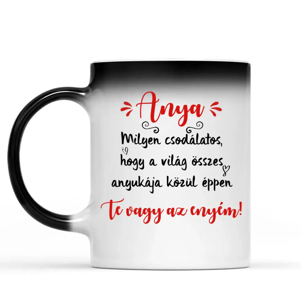 Egyedi karácsonyi bögre édesanyáknak - chibi anya