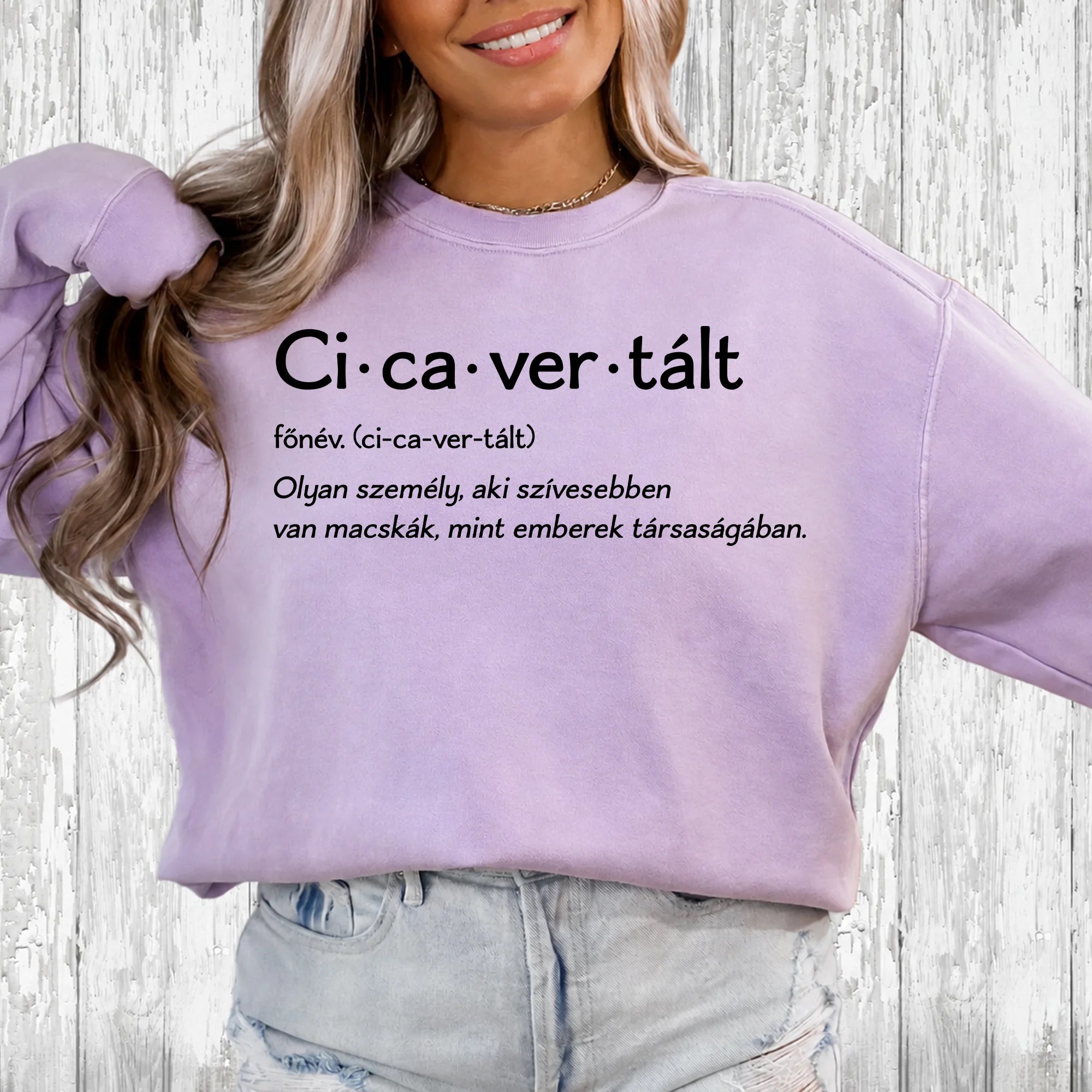 Egyedi Cicavertált pulóver gazdiknak, akár 8 macska nevével és grafikájával