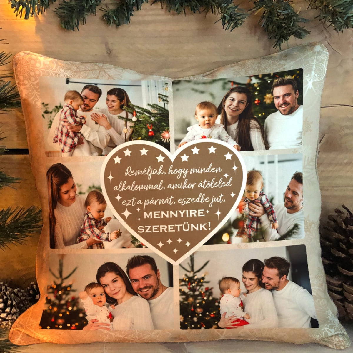Egyedi karácsonyi párna a családnak - akár 8 saját fotóval